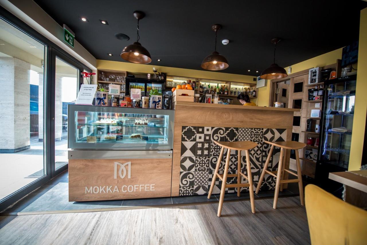 Bed and Breakfast Mokka House Panzio Miskolc Exterior foto