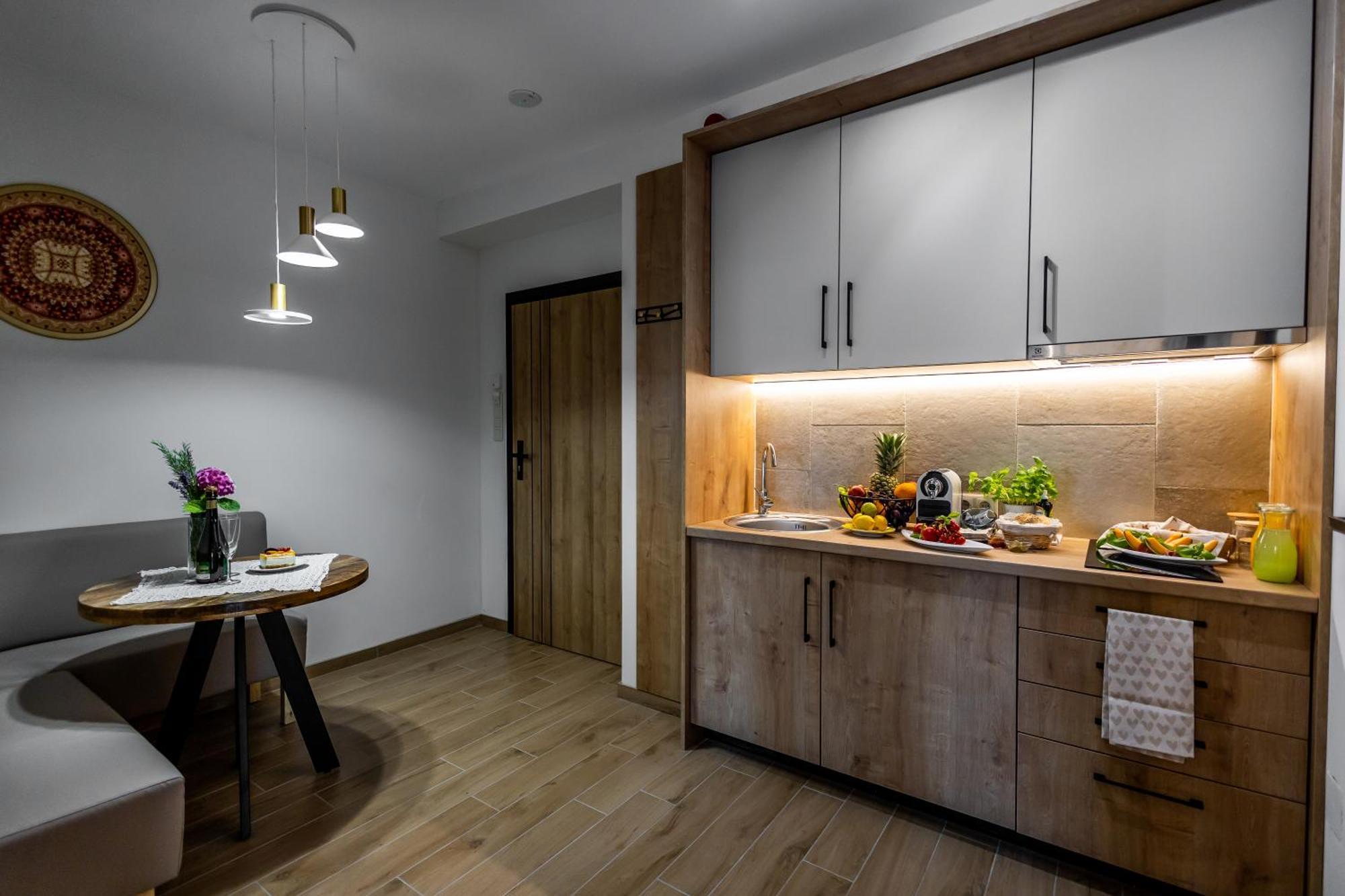 Bed and Breakfast Mokka House Panzio Miskolc Exterior foto