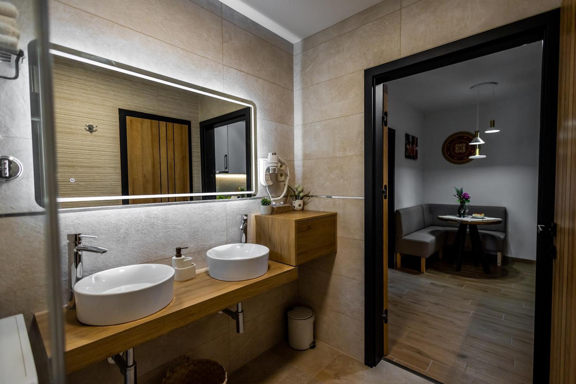 Bed and Breakfast Mokka House Panzio Miskolc Exterior foto