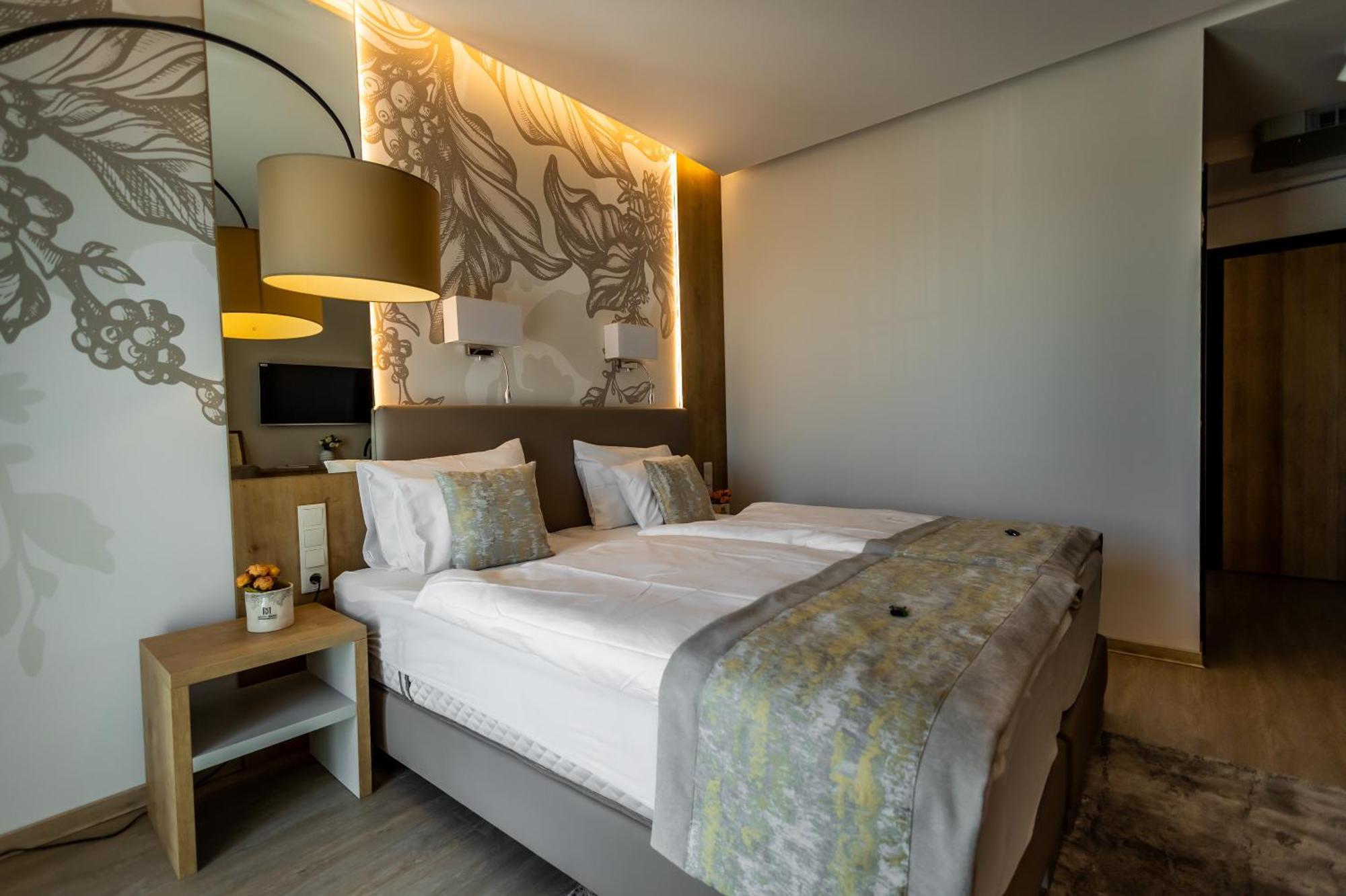 Bed and Breakfast Mokka House Panzio Miskolc Exterior foto